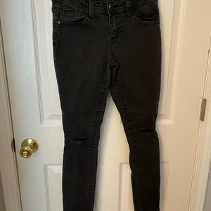 Black distressed jeans